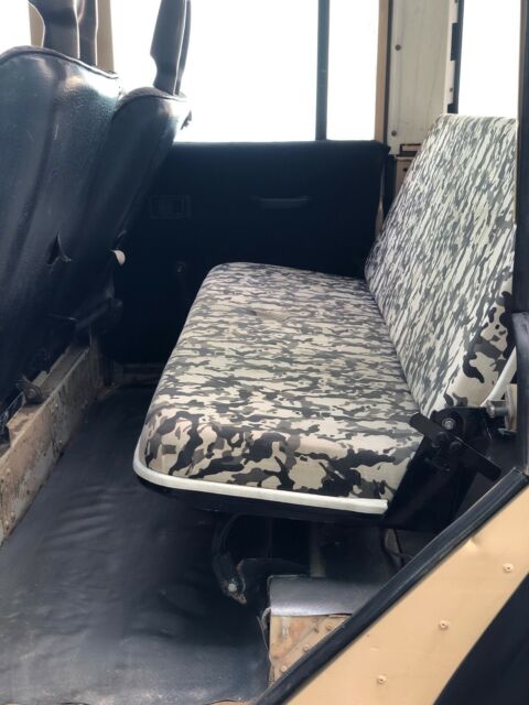 1993 Land Rover Defender Santana 2500DL - photo 11