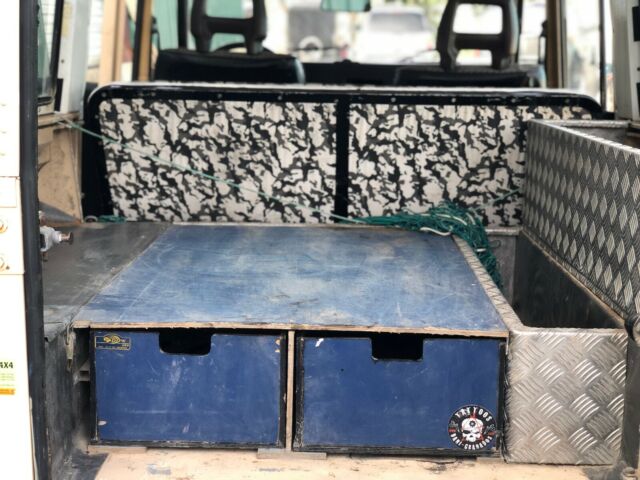 1993 Land Rover Defender Santana 2500DL - photo 12