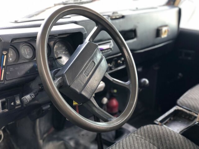 1993 Land Rover Defender Santana 2500DL - photo 9