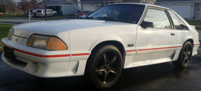 1988 Ford Mustang GT - photo 11