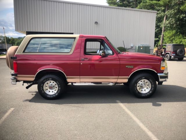 RUST FREE UNRESTORED ONE FAMILY OWNED SINCE NEW 81K RARE FIND 1994 Ford Bronco Eddie Bauer