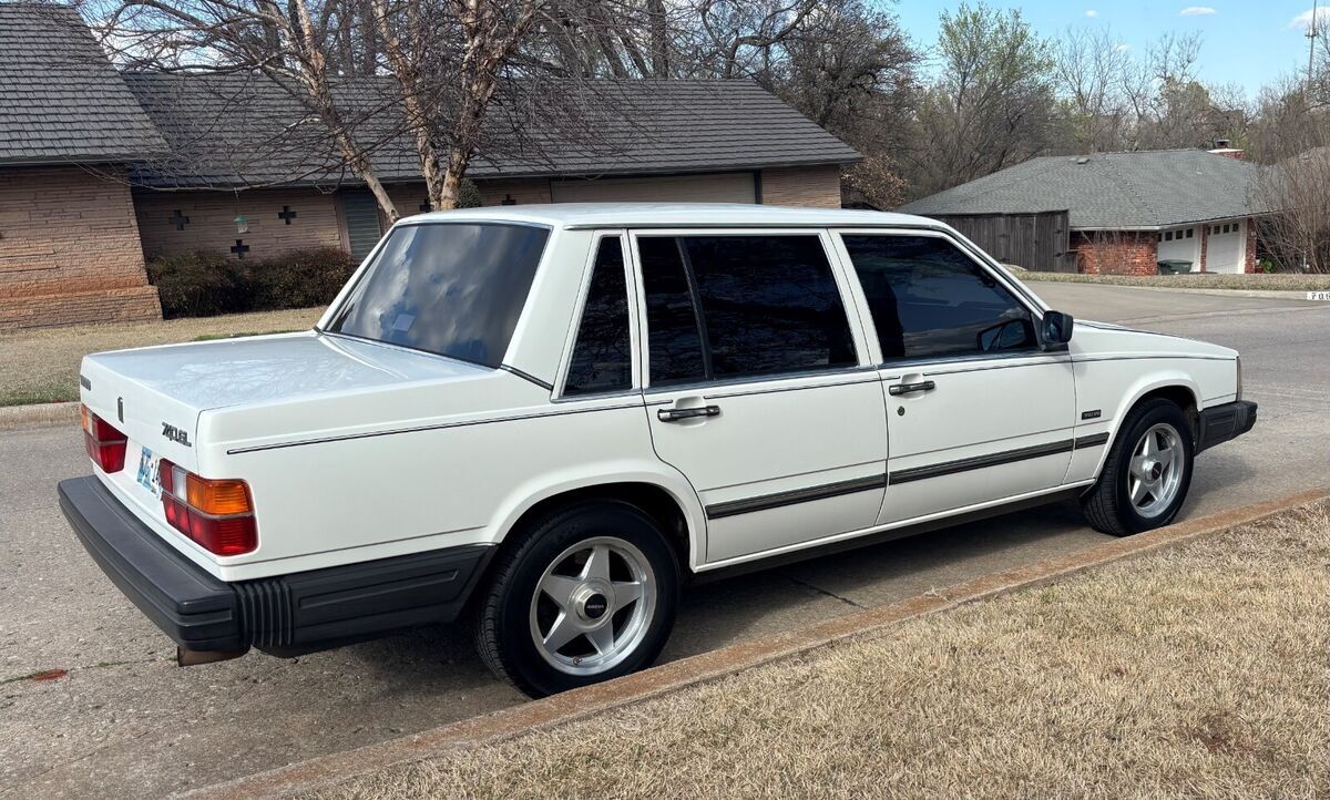 1989 Volvo 740 - photo 3