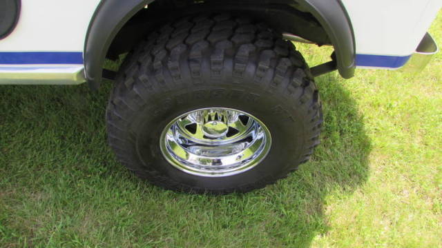 1978 Jeep® CJ-7 258 CI 6-CYLINDER ENGINE/3 SPEED TRANSMISSION - photo 10