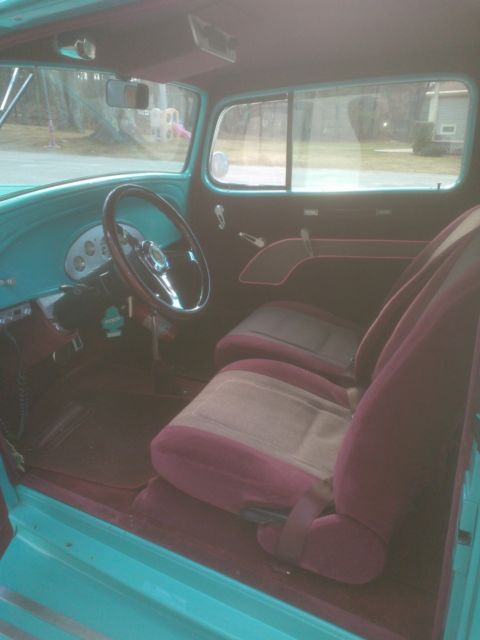 1935 Chevrolet 2 door sedan - photo 6