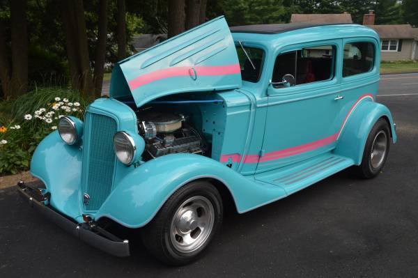 1935 Chevrolet 2 door sedan - photo 8