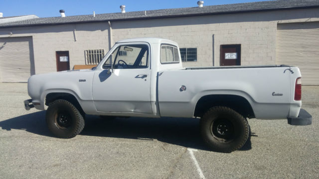 1976 Dodge Power Wagon Custom 4x4 - photo 6