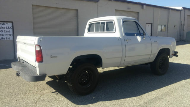 1976 Dodge Power Wagon Custom 4x4 - photo 8
