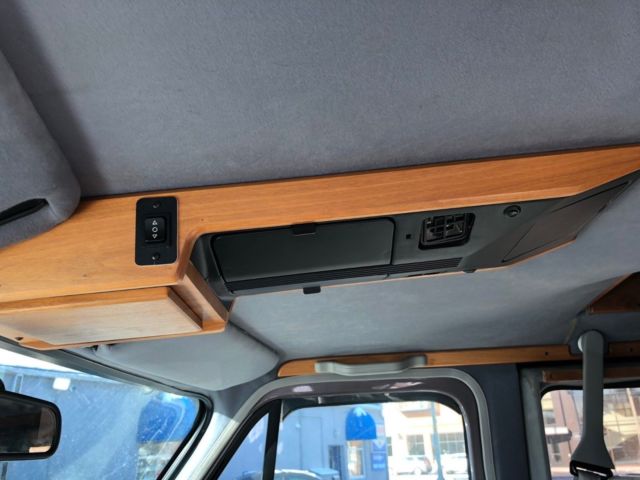 1994 Chevrolet G20 Van DELUXE GENEVA - photo 8