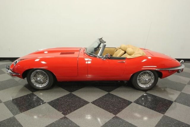 1970 Jaguar XKE Roadster -- - photo 3