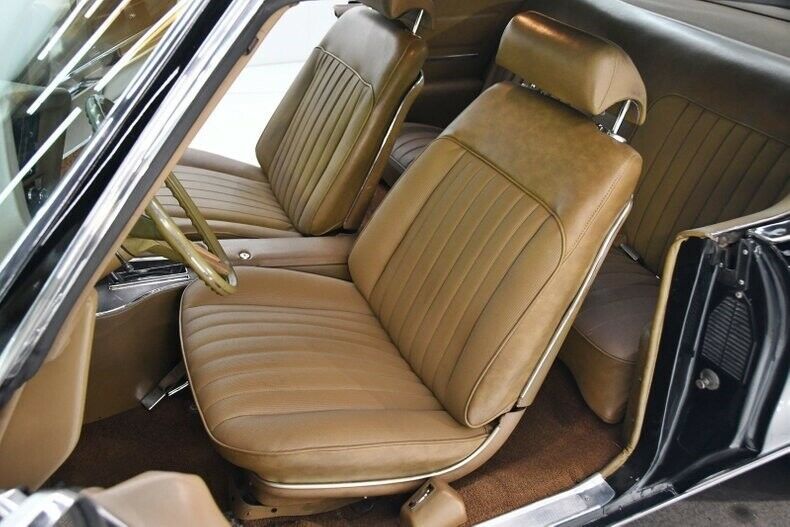 1969 Pontiac Grand Prix J - photo 11