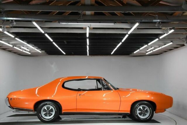 1968 Pontiac GTO -- - photo 11