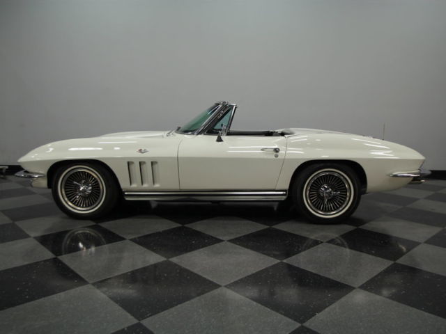 1965 Chevrolet Corvette - photo 2