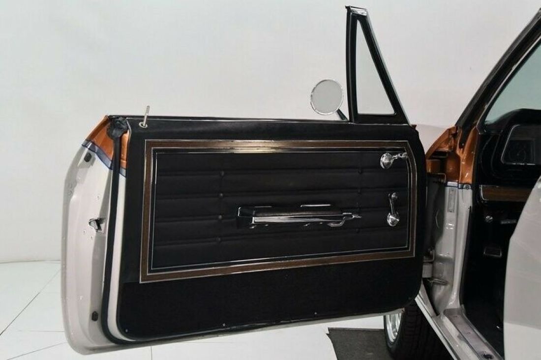 1966 Chevrolet Caprice - photo 10