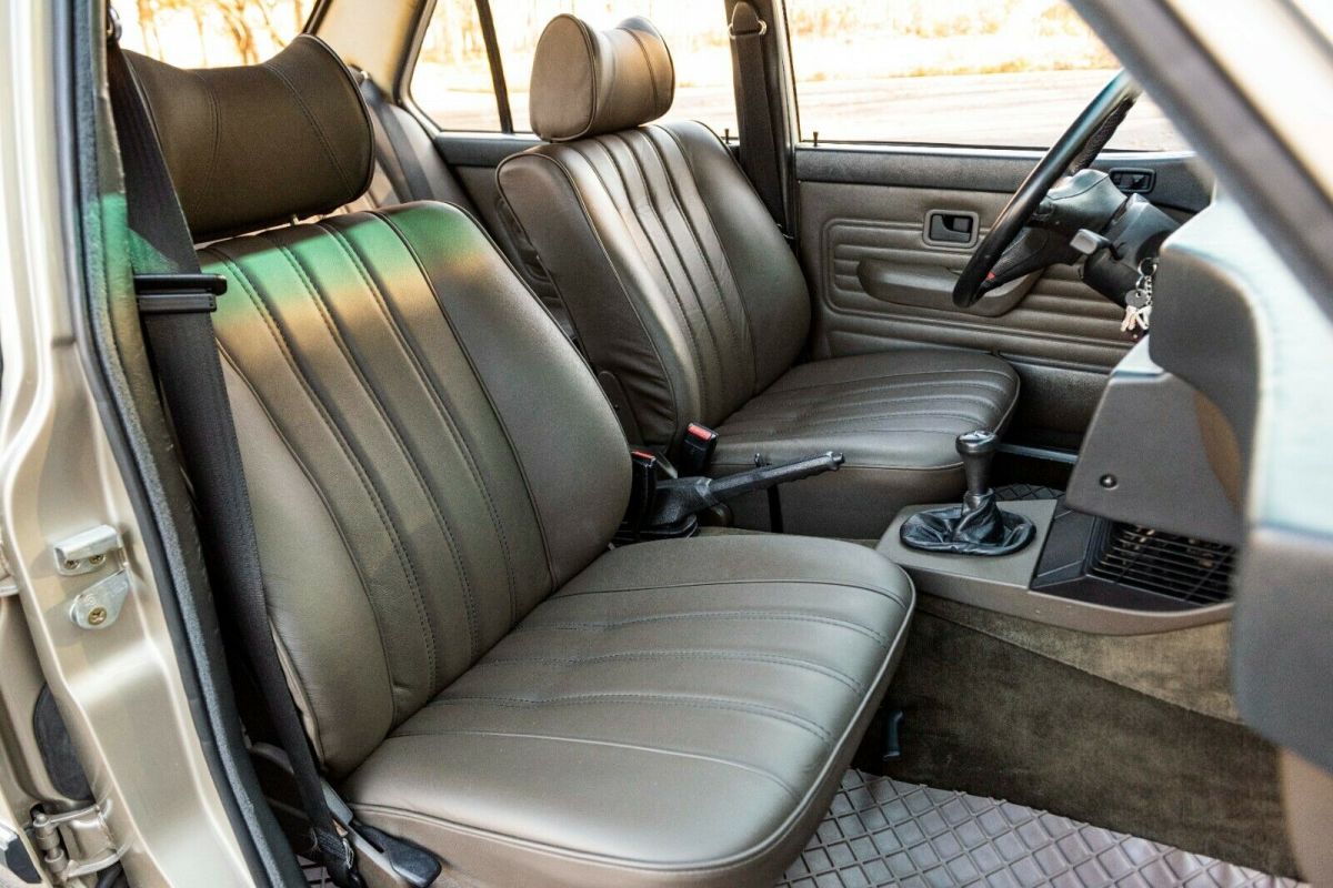1984 BMW 5-Series - photo 13