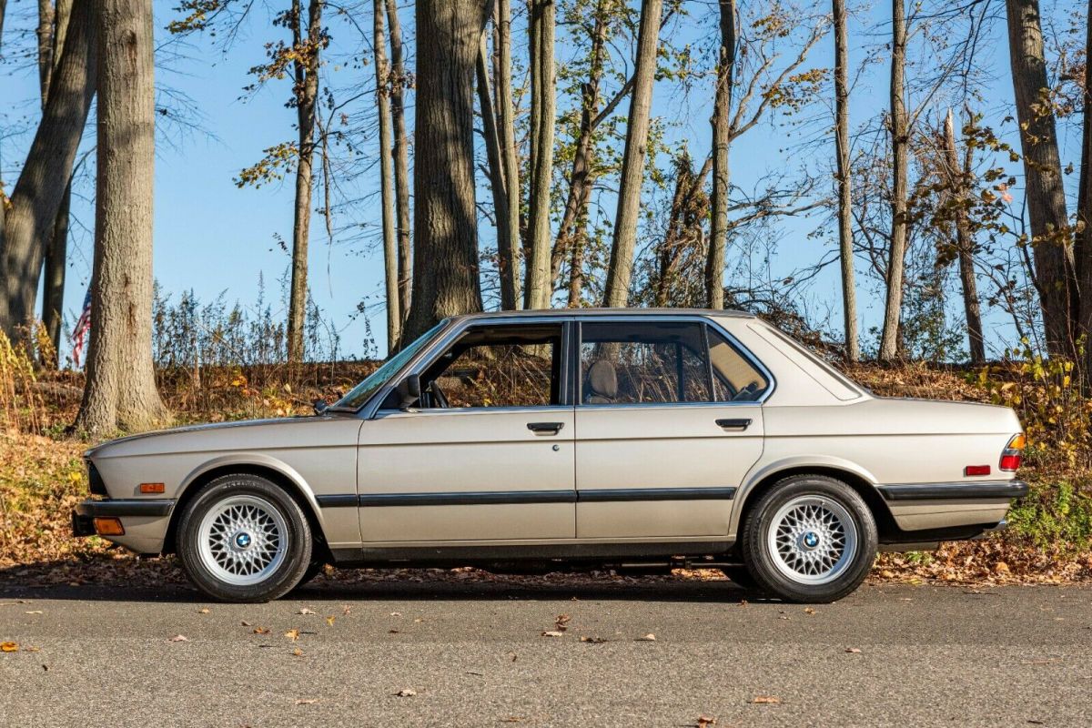 1984 BMW 5-Series - photo 6