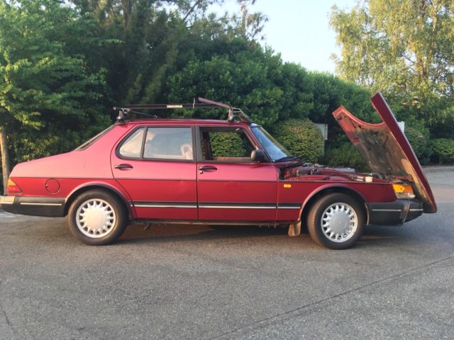 Saab 900 900s 5 Speed, Leather, Sunroof 1993 Saab 900 Leather, 5 Speed, Sunroof