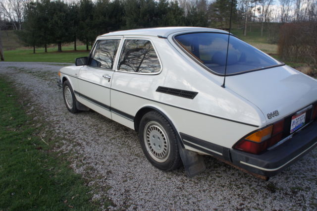 Saab 9900-S 1984 Saab 900 Original