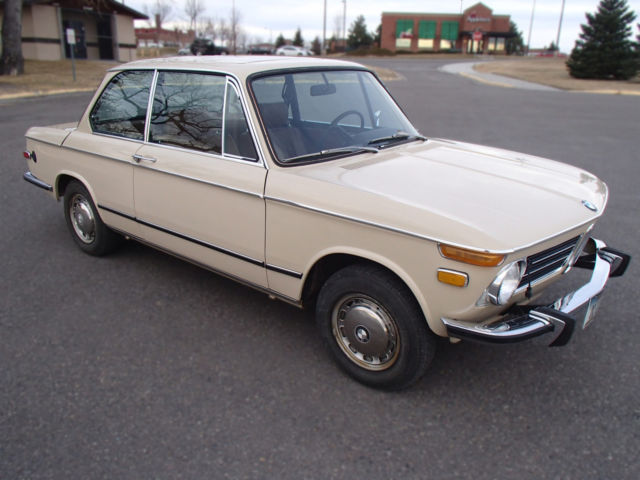 Sahara Roundie • Original Clean Condition • Not Restored • Sun Roof • 35k miles 1973 BMW 2002