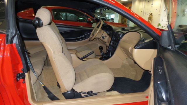 1994 Ford Mustang GT - photo 7