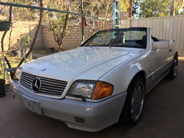 salvage 1993 Cadillac Fleetwood Brougham