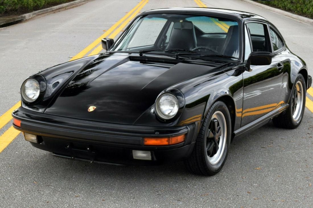Same owner for almost 20 years, amazing original condition, 3.2 L, black/black 1986 Porsche 911 911 CARRERA