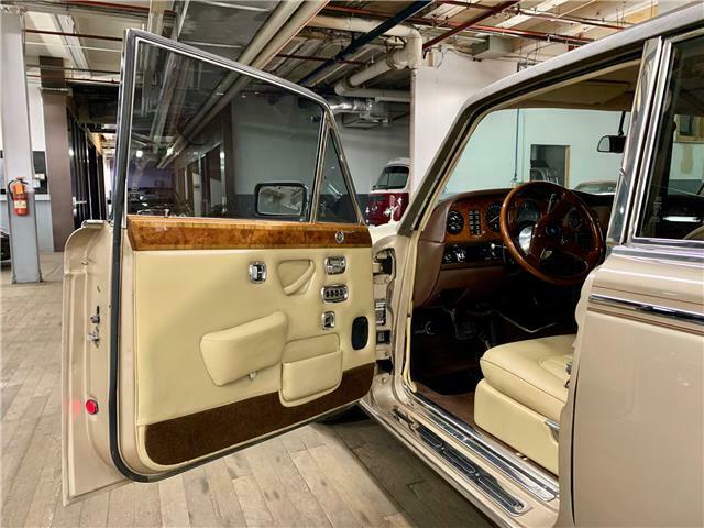1979 Rolls-Royce Silver Wraith II Saloon - photo 11