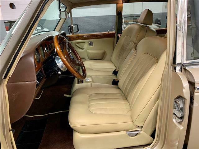 1979 Rolls-Royce Silver Wraith II Saloon - photo 12