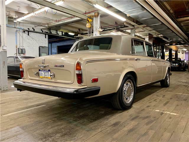1979 Rolls-Royce Silver Wraith II Saloon - photo 6