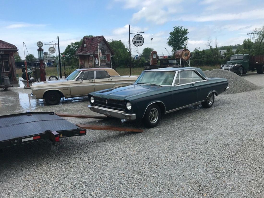 Satellite for restoration or part’s not max wedge or hemi 1965 Plymouth Satellite