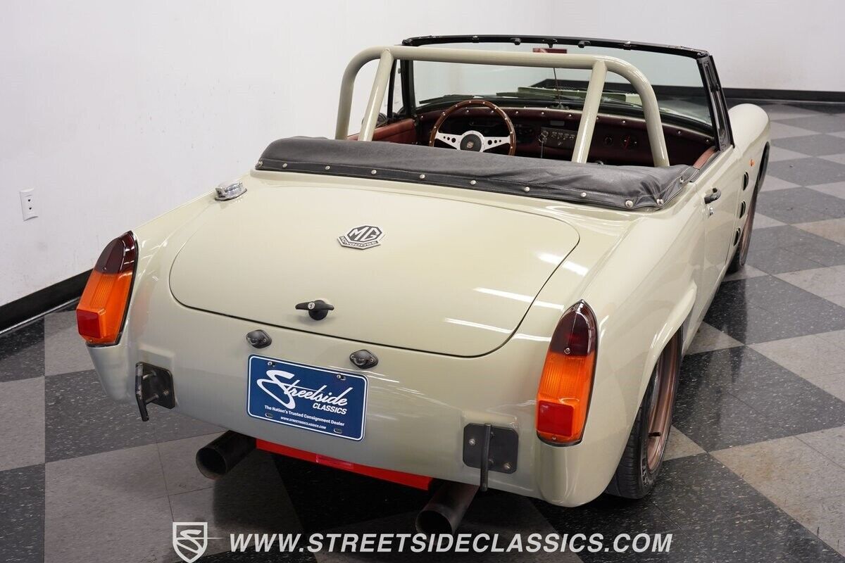 1972 MG Midget Restomod 302 V8 - photo 10