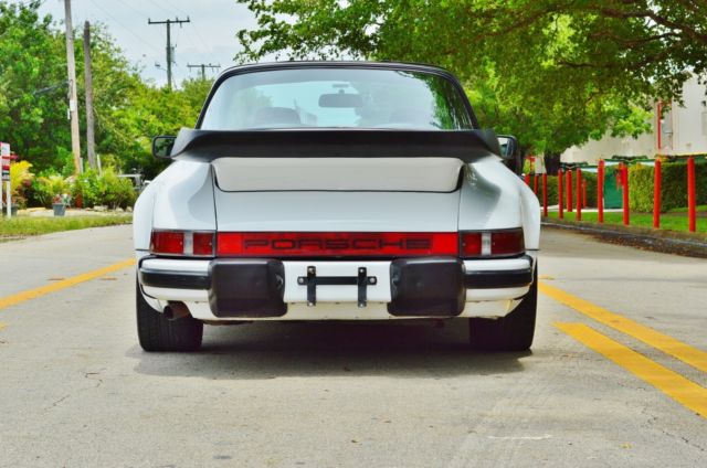 1982 Porsche 911 TARGA TOP ----- SOLID!!! - photo 10