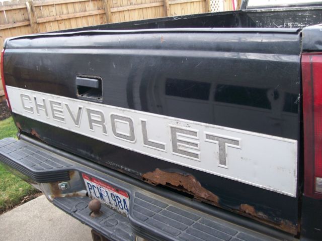 1989 Chevrolet C/K Pickup 2500 - photo 3