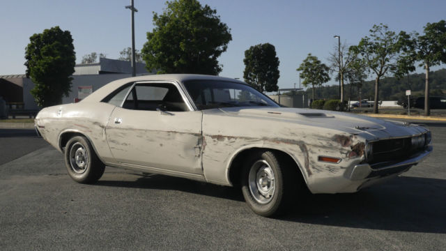Screen Used "Deathproof" Hero Car - 1970 Dodge Challenger clone (video link) 1971 Dodge Challenger Deathproof