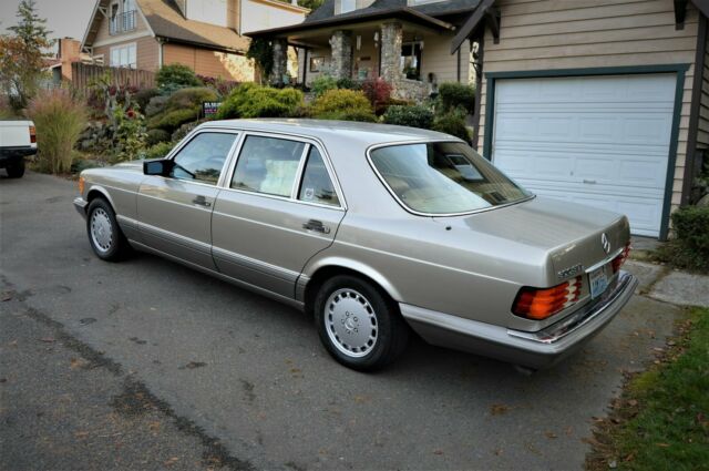 1988 Mercedes-Benz 300-Series - photo 2