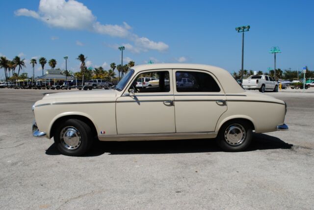 1960 Peugeot 403 - photo 2