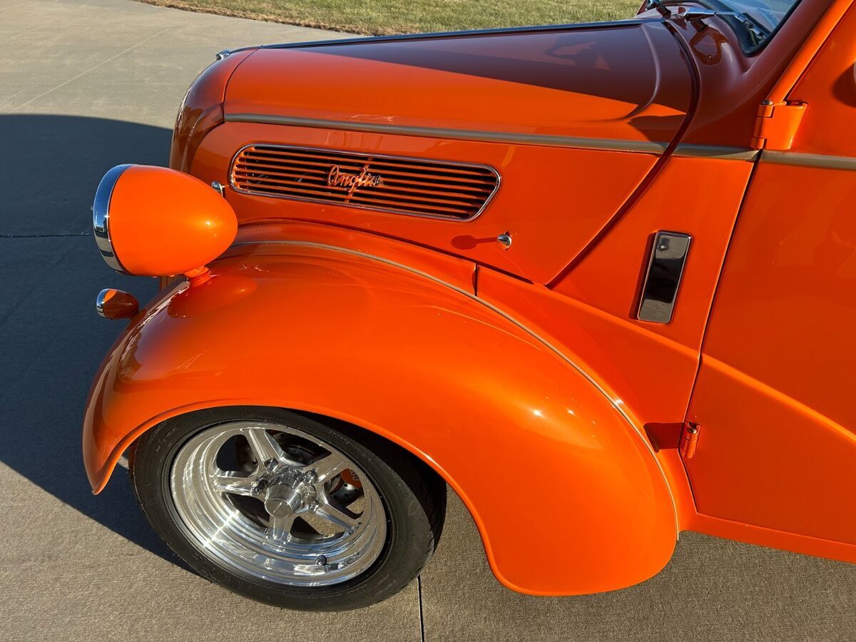 1948 Ford Anglia - photo 12