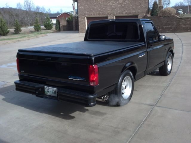 1993 Ford F-150 SVT Lightning - photo 10