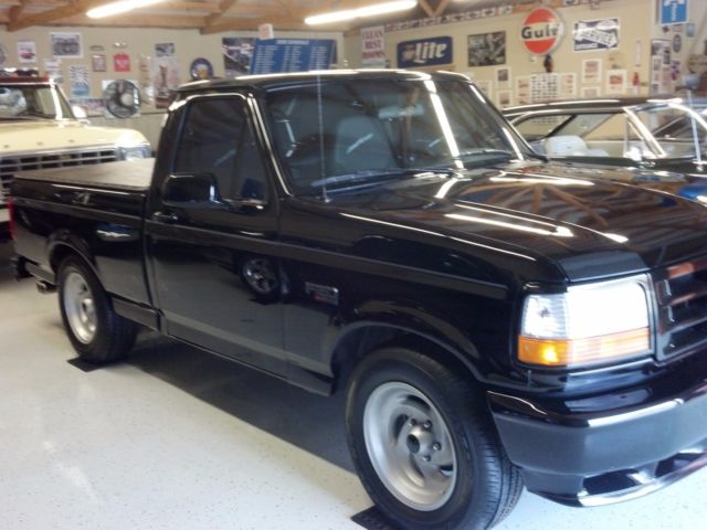 1993 Ford F-150 SVT Lightning - photo 3