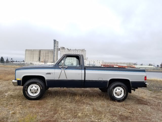 SELLING AT NO RESERVE 1983 GMC HIGH SIERRA 2500 STANDARD CAB 4X4 ALL ORIGINAL 1983 GMC Sierra 2500 High sierra