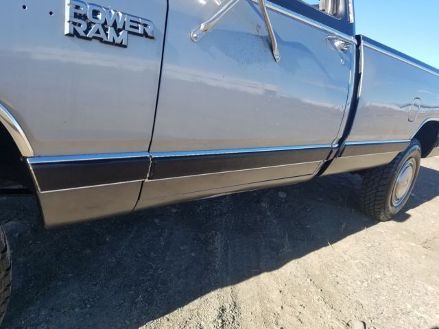 1985 Dodge Ram 3500 350 Royal se prospector - photo 4