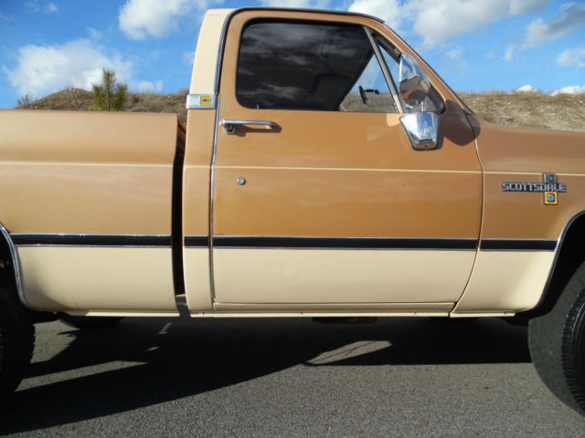 1986 Chevrolet C/K Pickup 1500 CHEVROLET SCOTTSDALE 4X4 PICKUP - photo 9