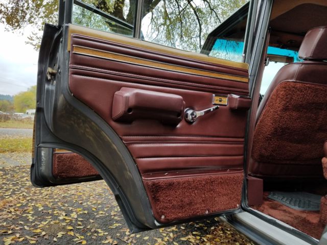 1988 Jeep Wagoneer GRAND WAGONEER 4X4 - photo 12