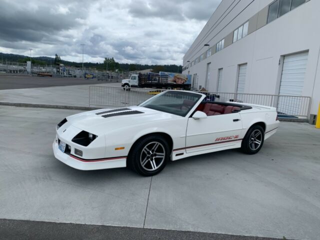 1989 Chevrolet Camaro IROC Z28 - photo 5
