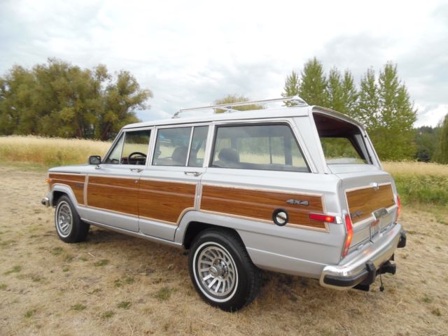 1989 Jeep Wagoneer GRAND WAGONEER 4X4 - photo 4