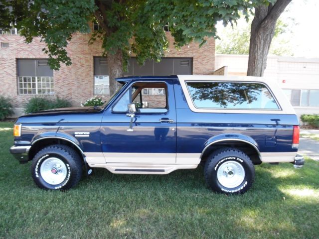 1990 Ford Bronco EDDIE BAUER 4X4 BRONCO - photo 8
