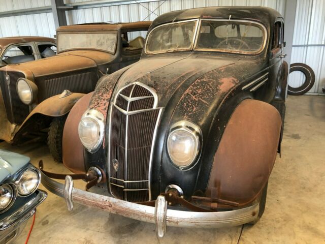 1935 DeSoto Airflow Sedan (SG) - NO RESERVE! Ideal for Street Rod/Custom Build! - photo 6