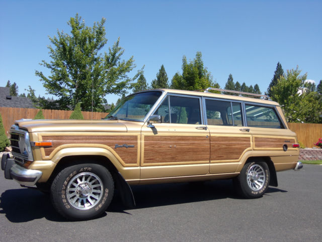 SELLING WITH NO RESERVE 1987 JEEP GRAND WAGONEER ALL ORGINAL 134K!!!!!!!! 1987 Jeep Wagoneer cj5 cj7 amc woddy wagon grand wagoneer