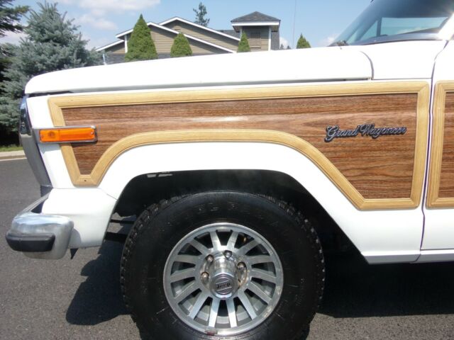 1988 Jeep Wagoneer - photo 12