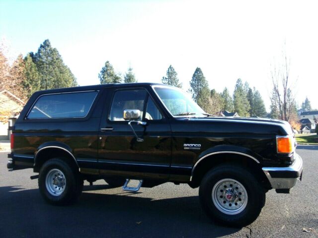 1990 Ford Bronco XLT - photo 8