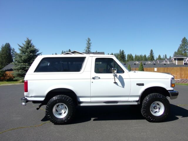 1993 Ford Bronco CUSTOM - photo 10